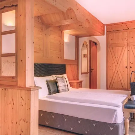 Madonnina And Wellness Hotel 3*