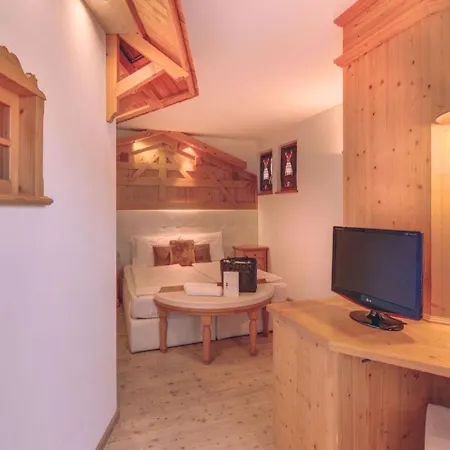 Madonnina And Wellness 3* Soraga