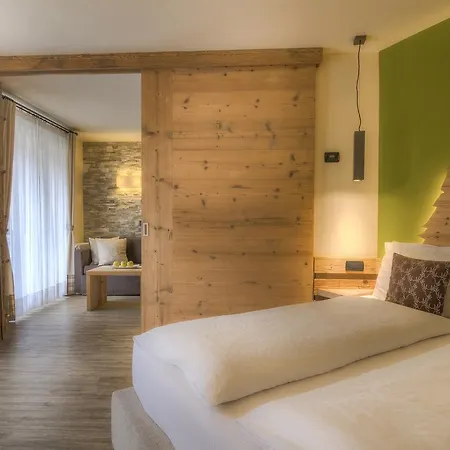 Hotel Madonnina And Wellness 3*
