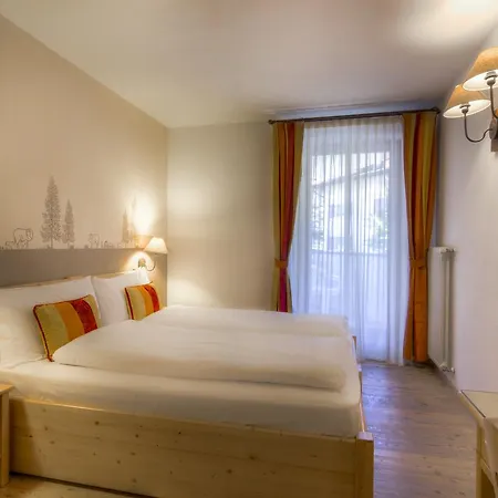 Madonnina And Wellness Hotel 3*