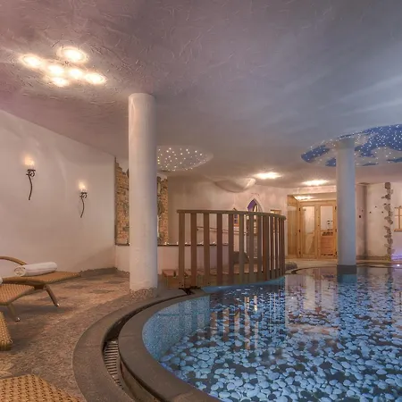 Madonnina And Wellness Hotel 3*