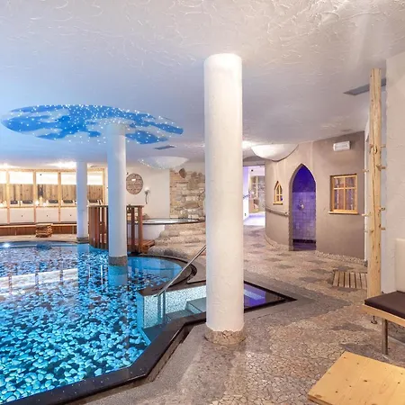 Madonnina And Wellness Hotel
