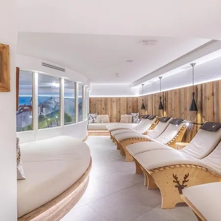 Madonnina And Wellness Hotel 3*